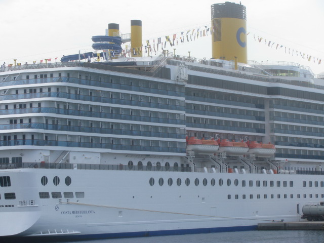 Trieste - Harbor to cruise ships - All Rights reserved incl. electr. Culinary Roots and Recipes 2016