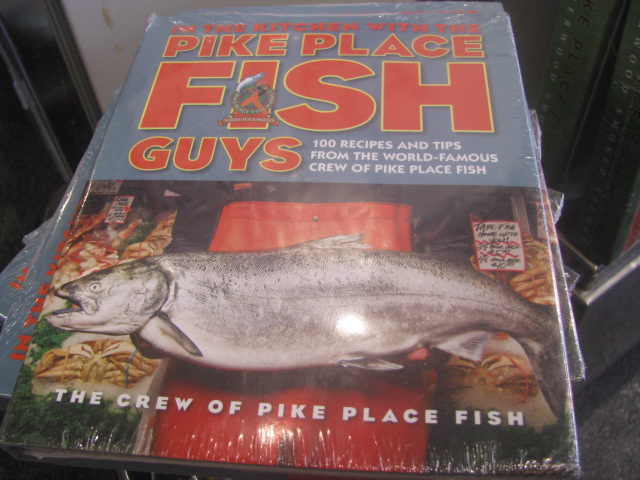A fish cookbook for guys by the guys of Pike Place Market - All rights reserved incl. electr. by Culinary Roots and Recipes 2017